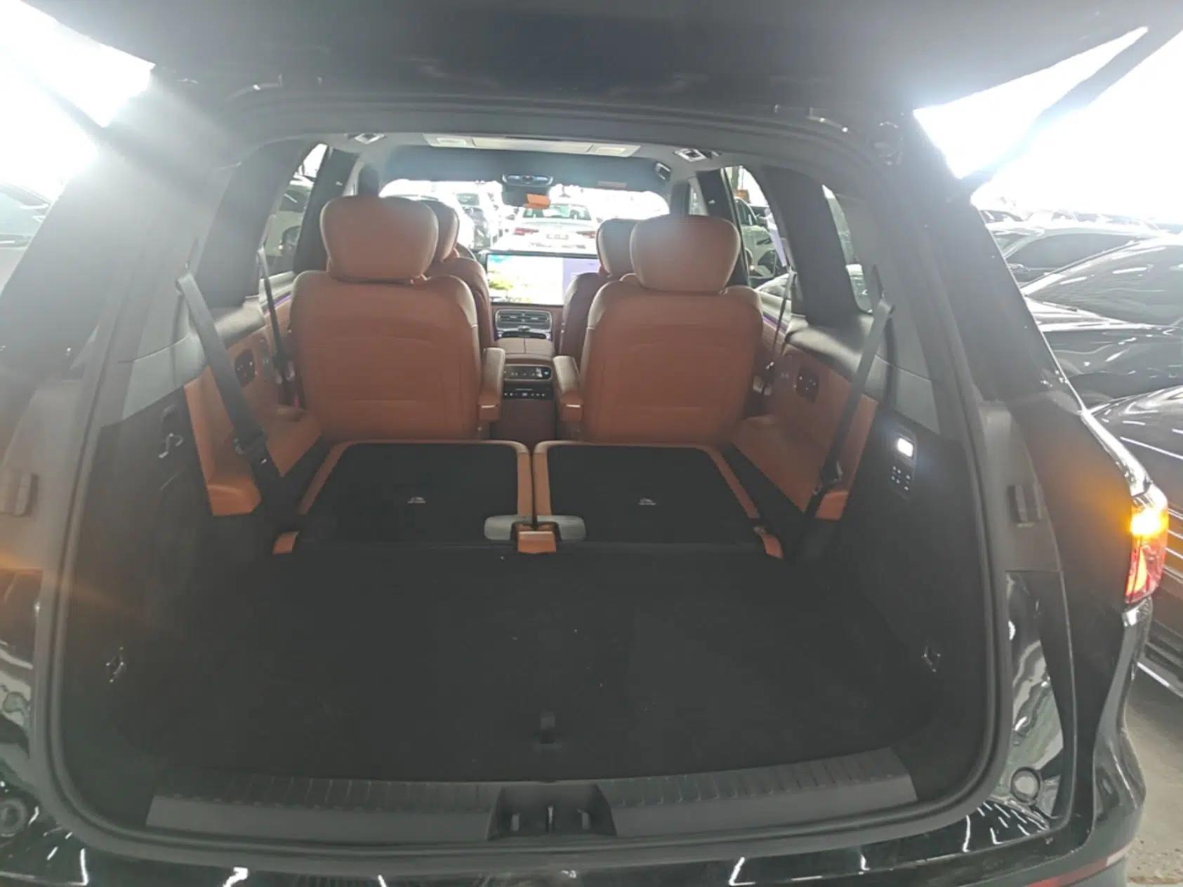 Geely Galaxy M9 2025 Model 210km Four-Wheel-Drive Leading Edition — миниатюра 21