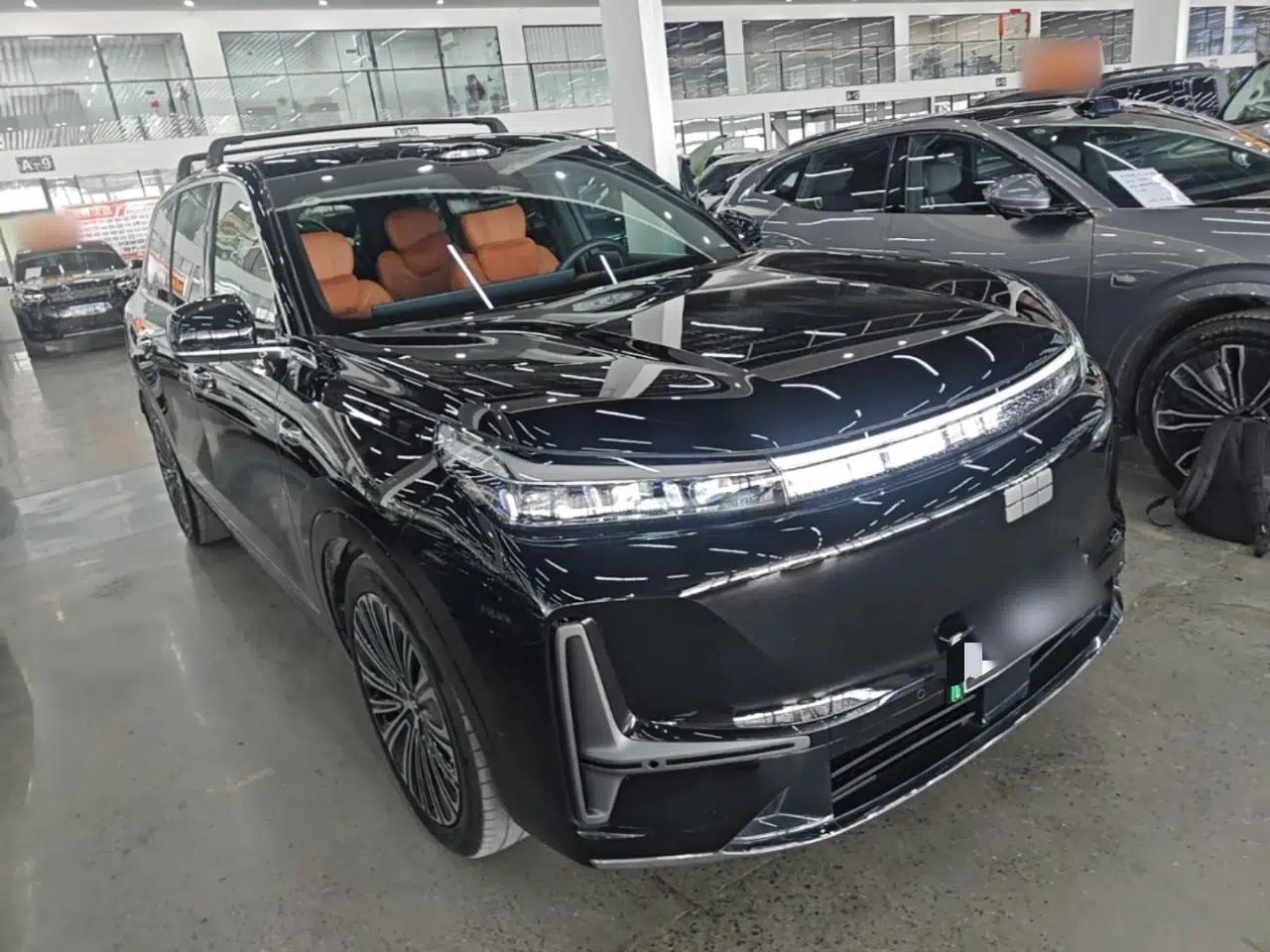 Geely Galaxy M9 2025 Model 210km Four-Wheel-Drive Leading Edition — миниатюра 6
