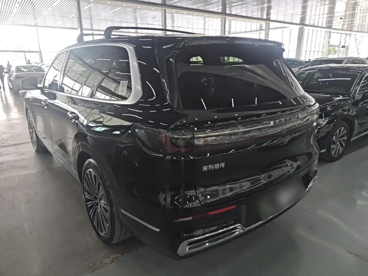 Geely Galaxy M9 2025 Model 210km Four-Wheel-Drive Leading Edition — миниатюра 7