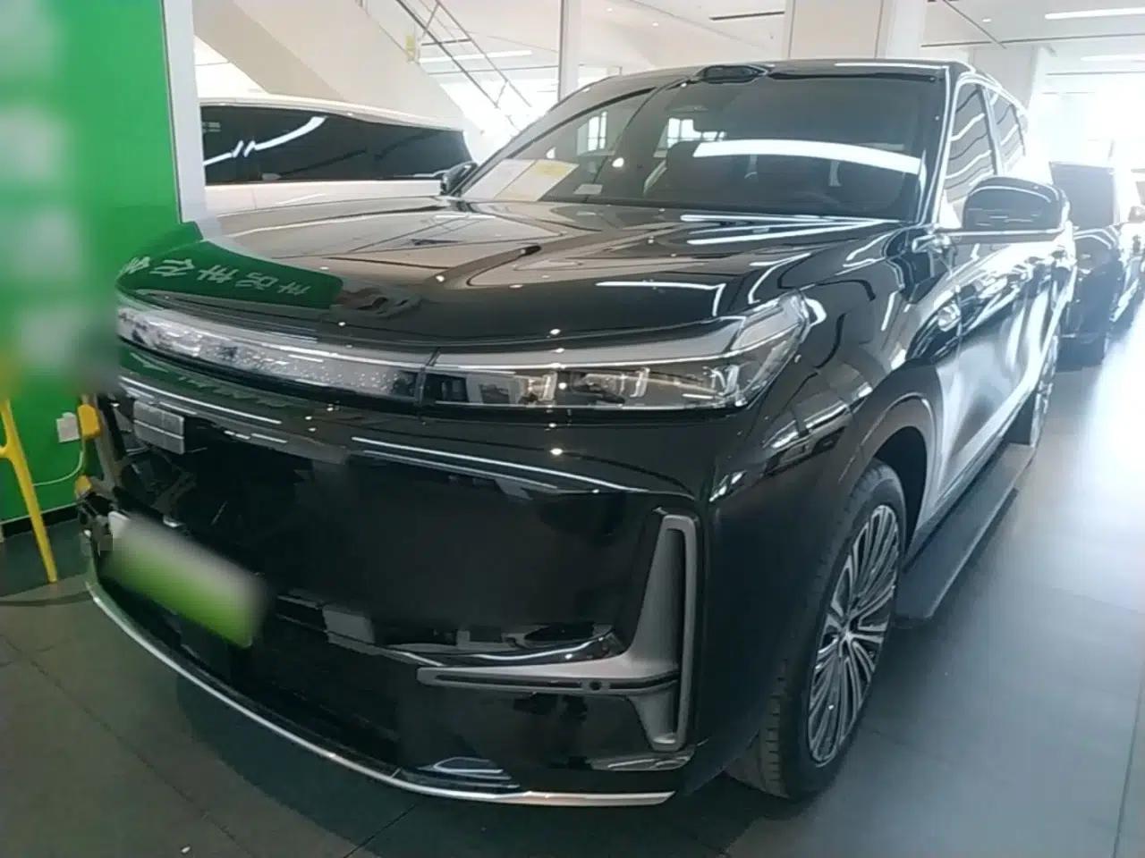 Geely Galaxy M9 2025 Model 210km Four-Wheel-Drive Leading Edition — миниатюра 1