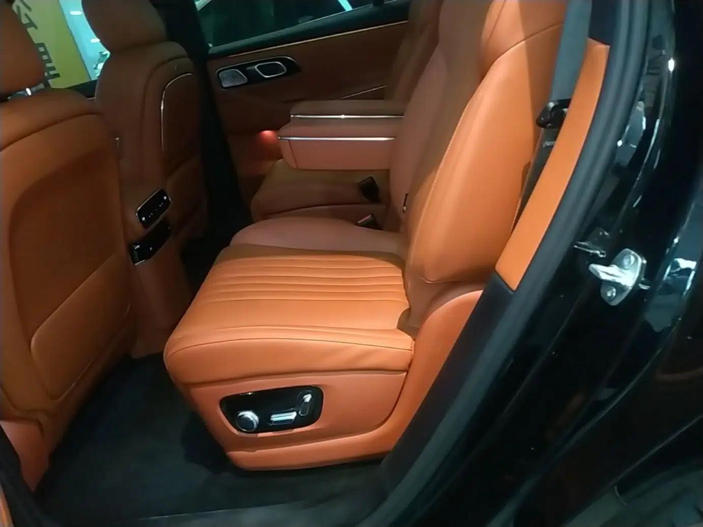 Geely Galaxy M9 2025 Model 210km Four-Wheel-Drive Leading Edition — миниатюра 20
