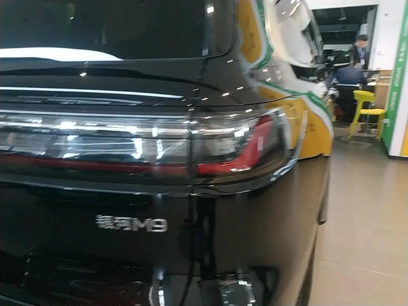 Geely Galaxy M9 2025 Model 210km Four-Wheel-Drive Leading Edition — миниатюра 7