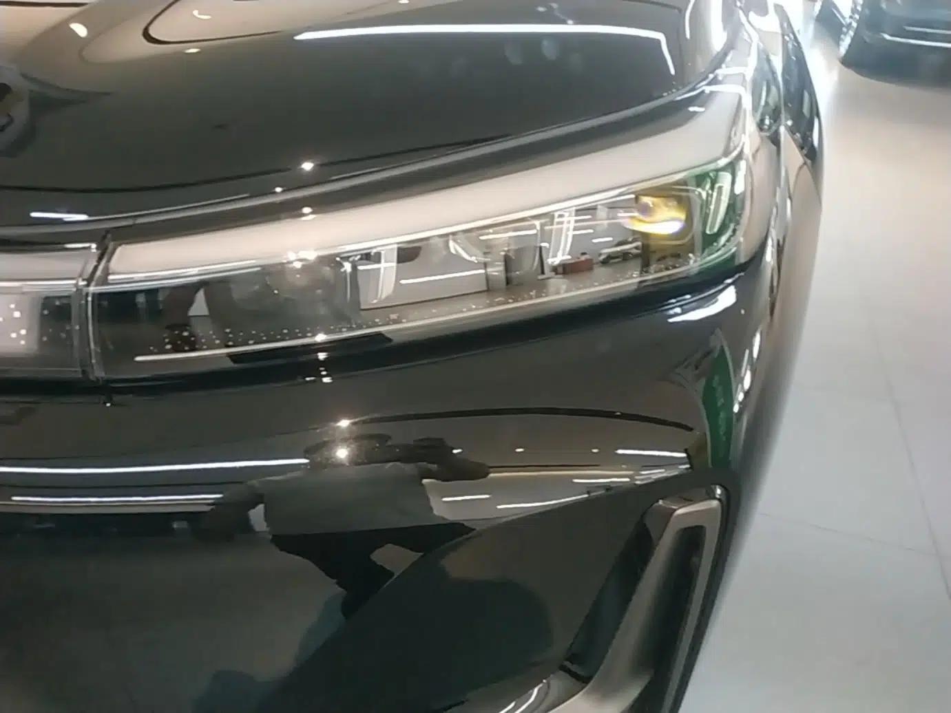 Geely Galaxy M9 2025 Model 210km Four-Wheel-Drive Leading Edition — миниатюра 9