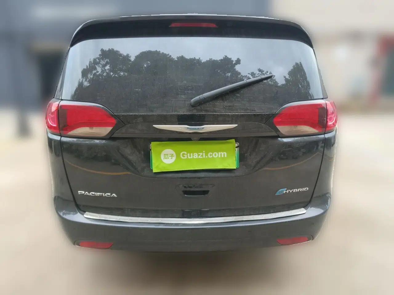 Chrysler Grand Voyager PHEV 2019 3.6L Plug-in Hybrid — миниатюра 5
