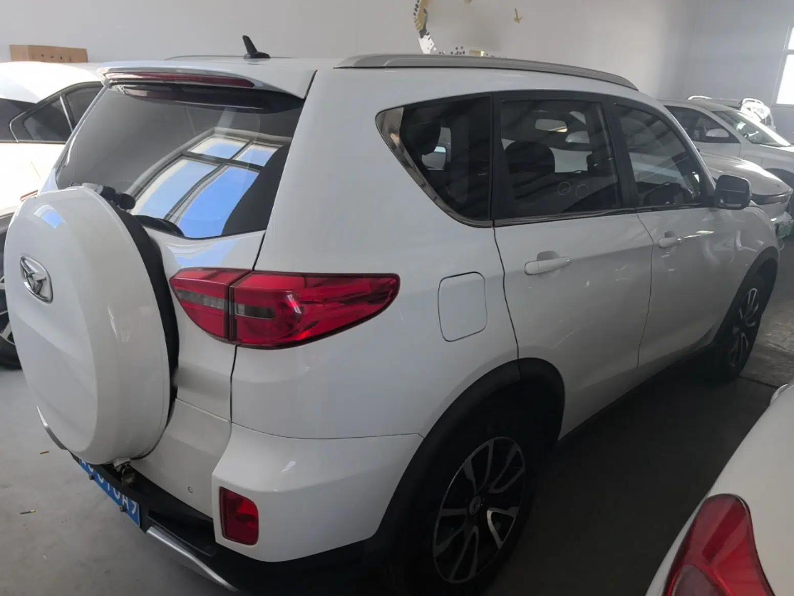 Cowin X3 2017 1.6L CVT Enthusiast Edition China V Standard — миниатюра 6