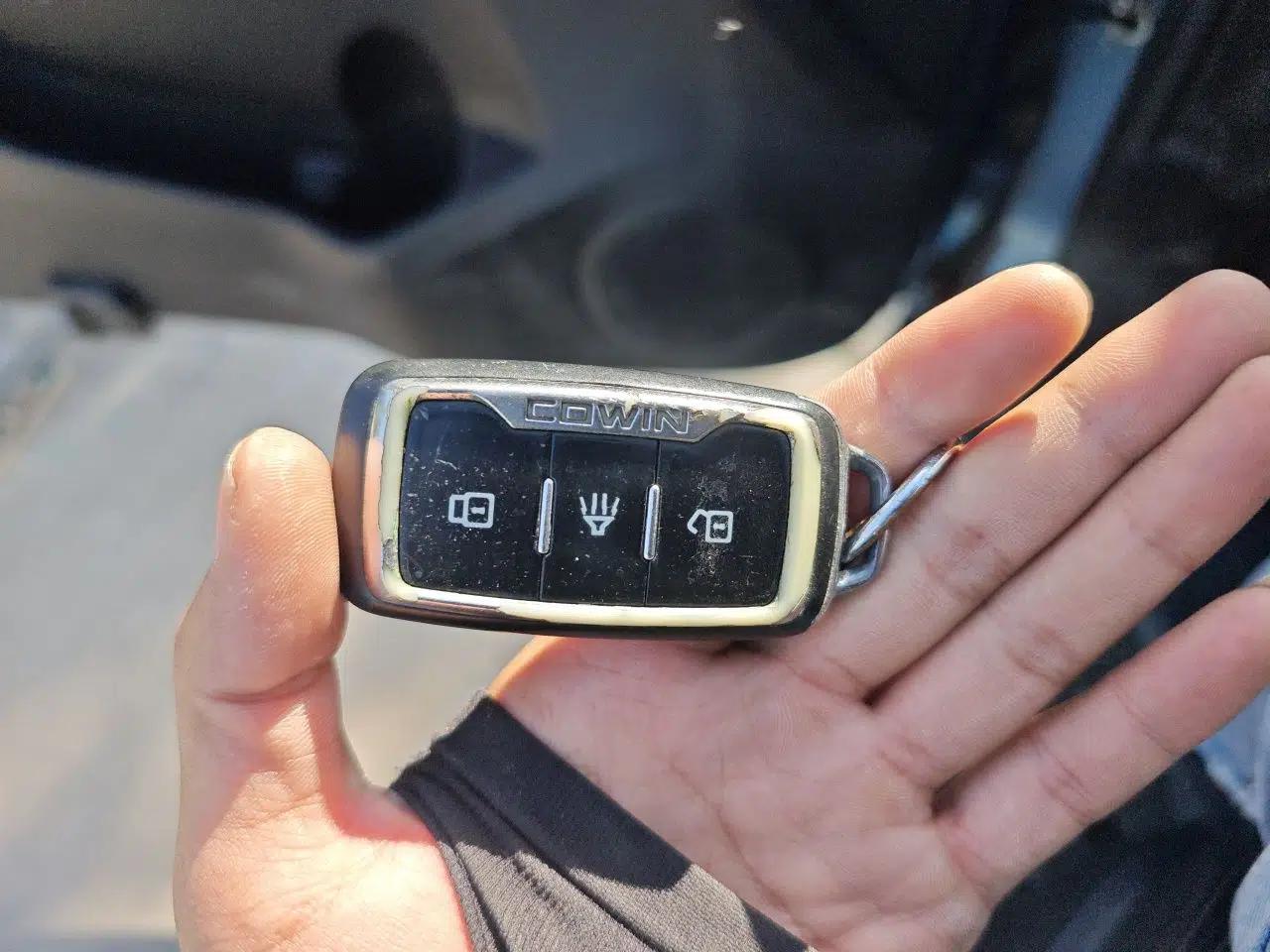 Cowin X3 2016 1.6L Manual Enthusiast Edition — миниатюра 9