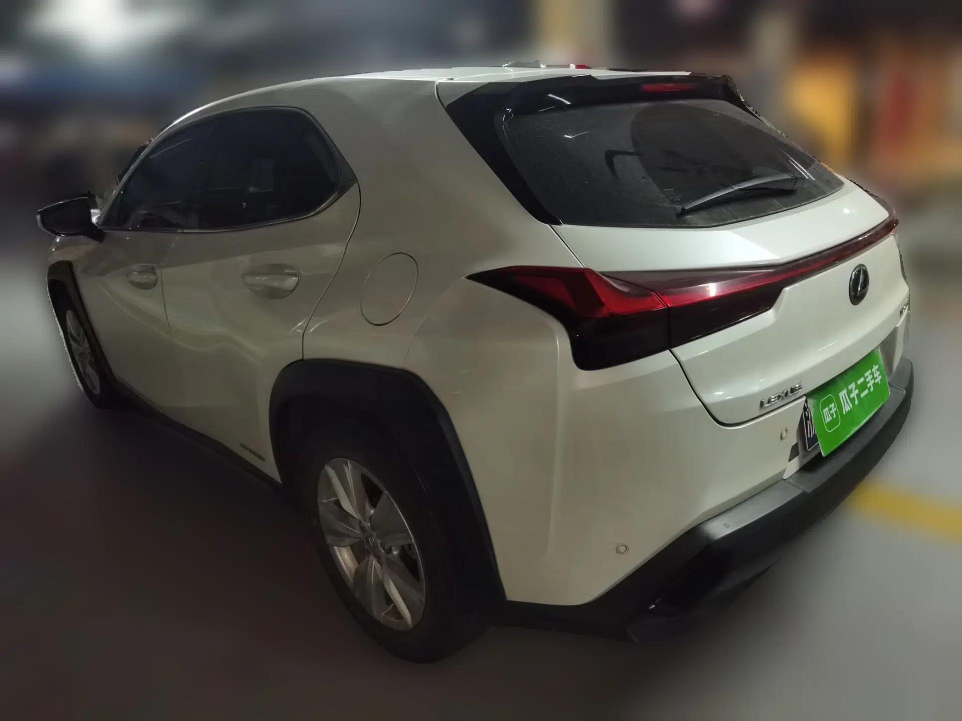 Lexus UX 2020 260h Explore & Adventure Edition — миниатюра 4