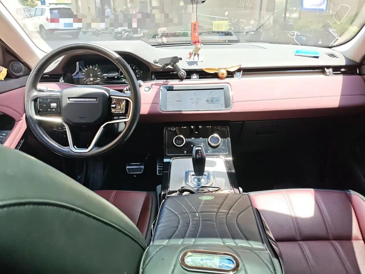 Land Rover Range Evoque New Energy 2022 Aurora L P300e Plug-in Hybrid Electric Version — миниатюра 10
