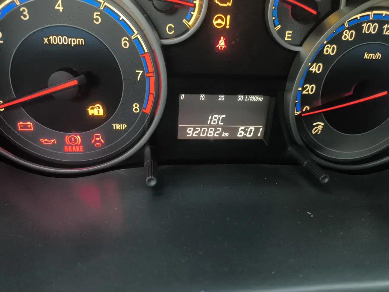 Suzuki SX4 2012 1.6L Manual Ruiqi Model — миниатюра 13