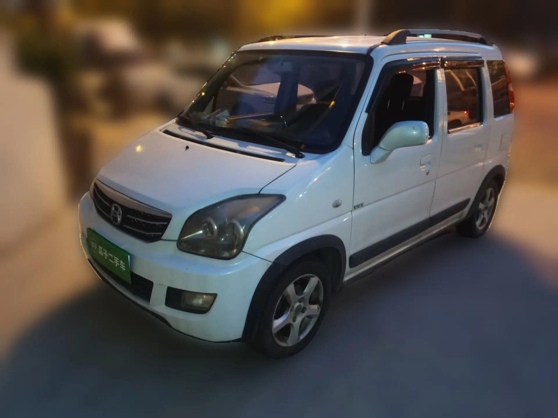 Suzuki Wagon R X5 2013 Cruise Edition 1.4L VVT Luxury Model China IV Standard — миниатюра 1