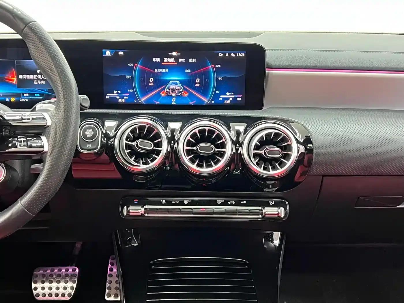 2024 Mercedes-Benz CLA AMG 35 4MATIC — миниатюра 23