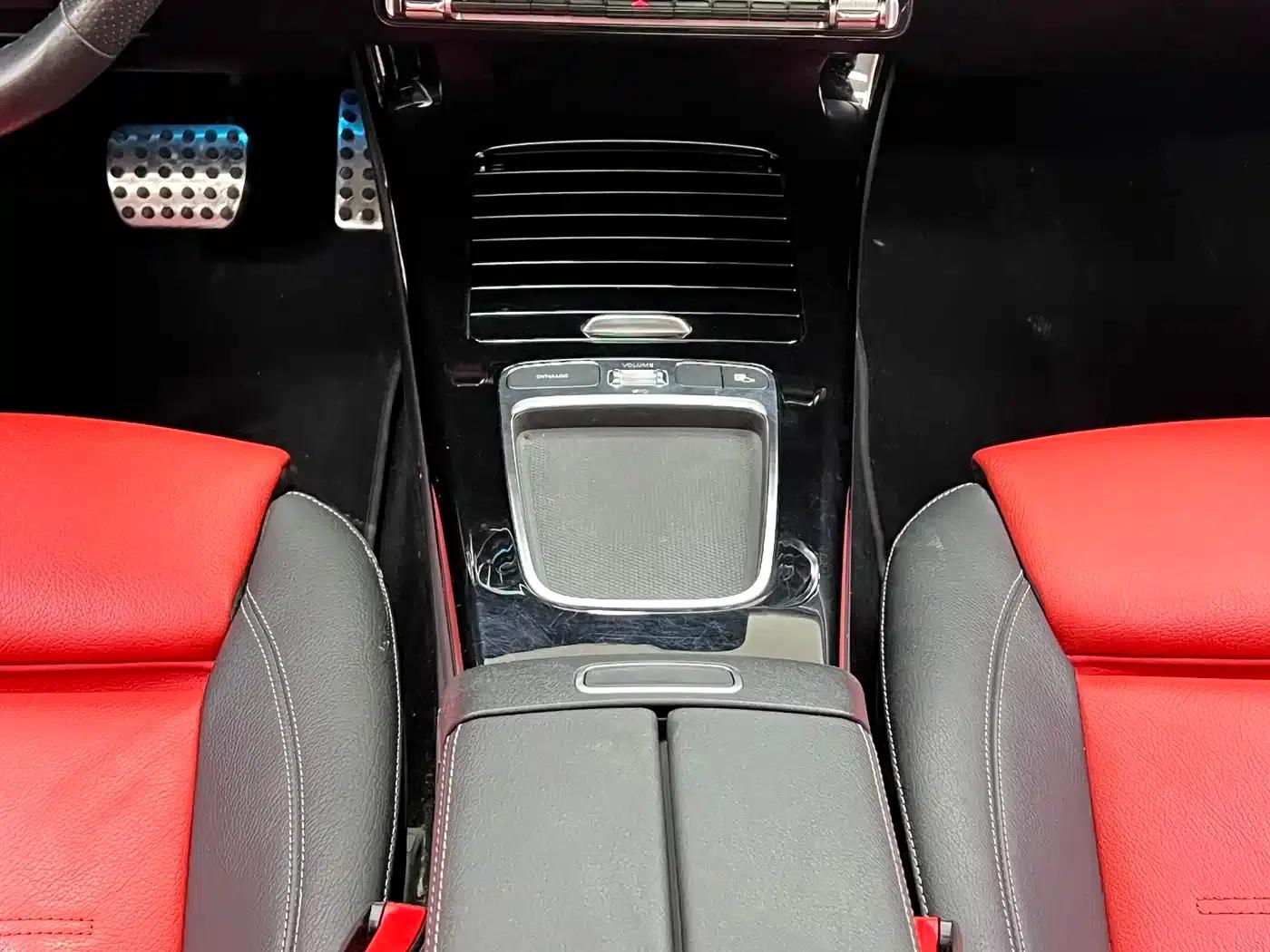 2024 Mercedes-Benz CLA AMG 35 4MATIC — миниатюра 24