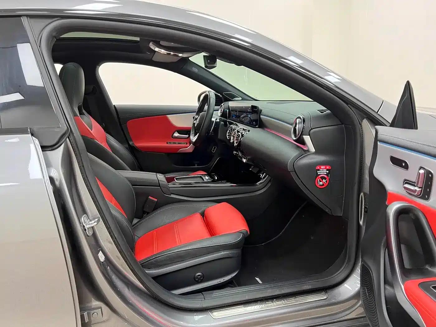 2024 Mercedes-Benz CLA AMG 35 4MATIC — миниатюра 32