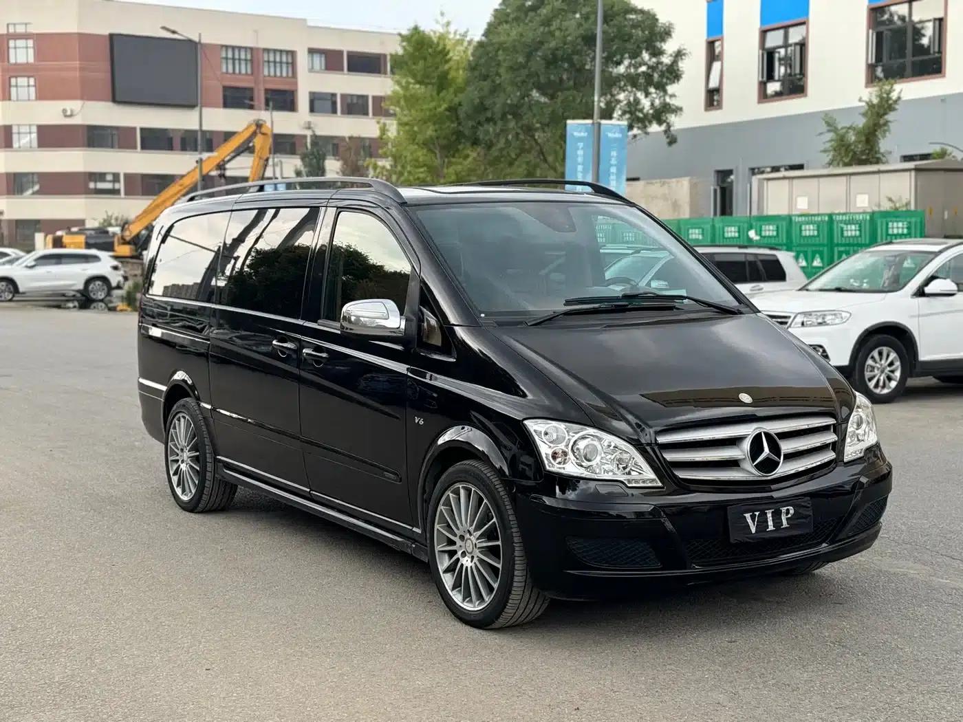 2011 Viano 3.5L 125th Anniversary Edition (7-seater) (Imported) — миниатюра 3