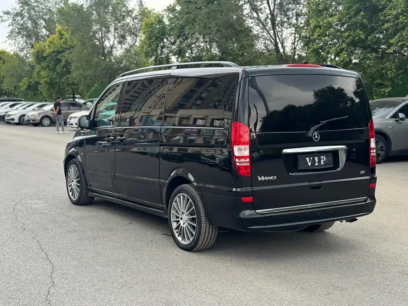 2011 Viano 3.5L 125th Anniversary Edition (7-seater) (Imported) — миниатюра 7