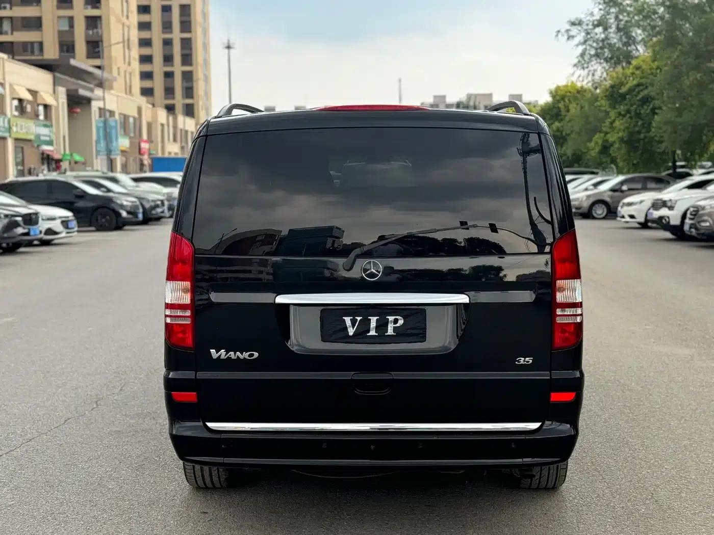 2011 Viano 3.5L 125th Anniversary Edition (7-seater) (Imported) — миниатюра 8