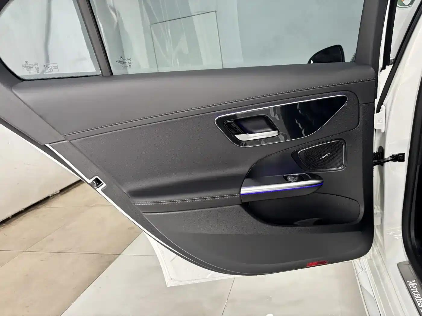 Mercedes-Benz C-Class PHEV 2025 C 350 eL — миниатюра 20