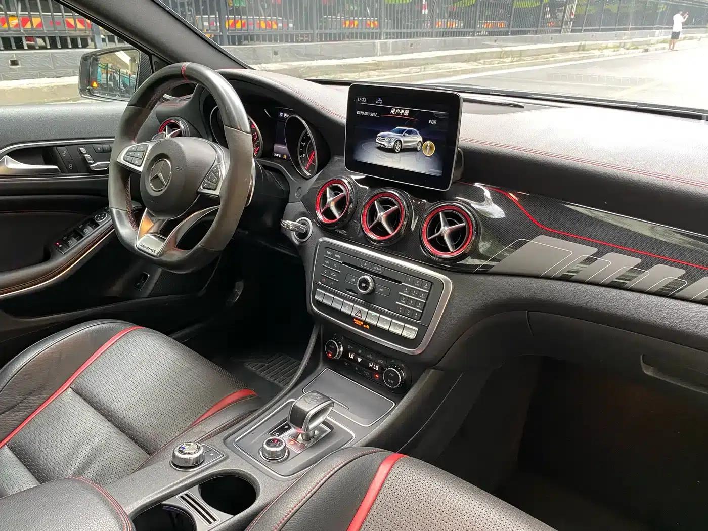 2017 Mercedes-Benz GLA AMG 45 4MATIC — миниатюра 21