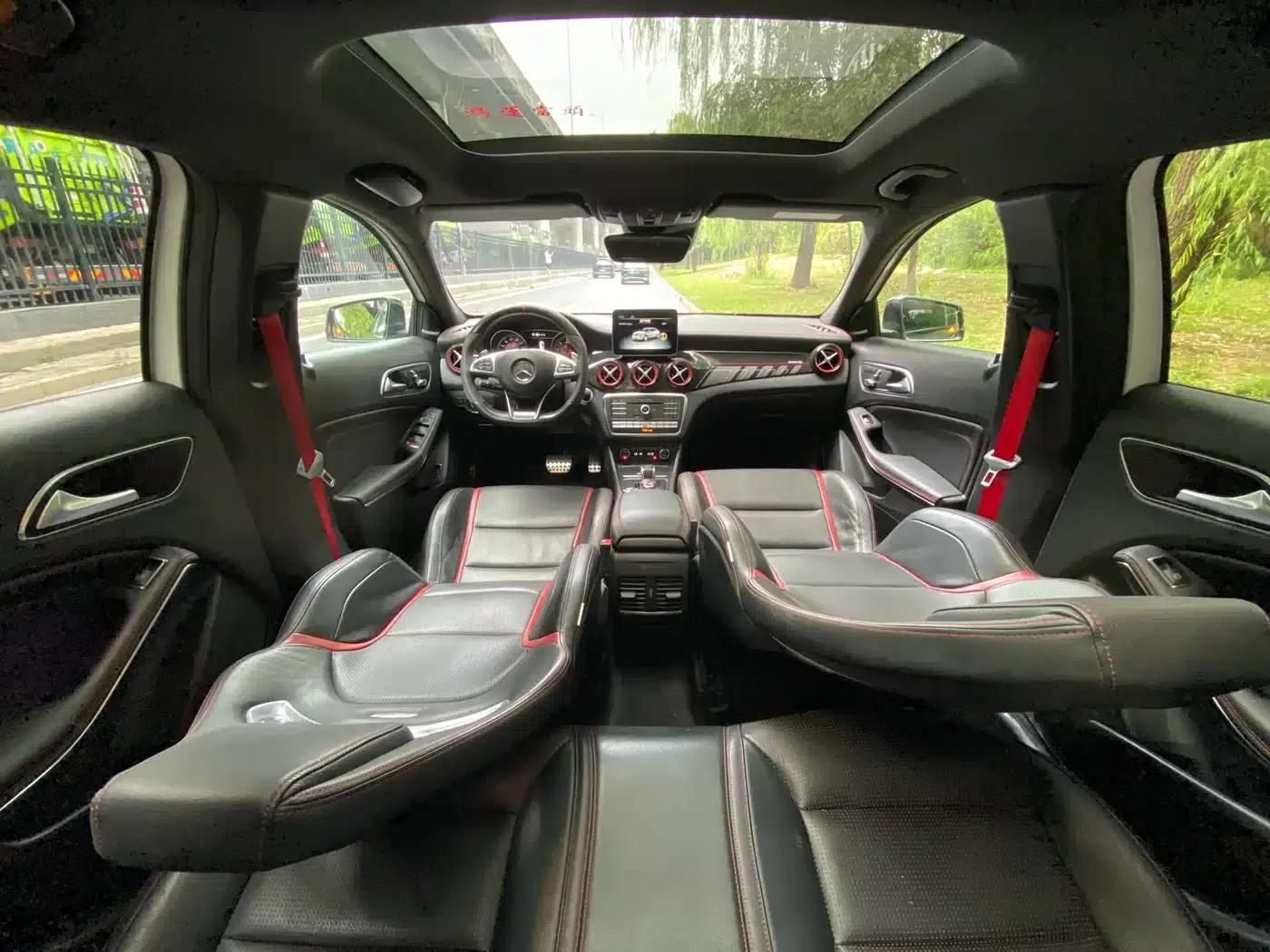 2017 Mercedes-Benz GLA AMG 45 4MATIC — миниатюра 24