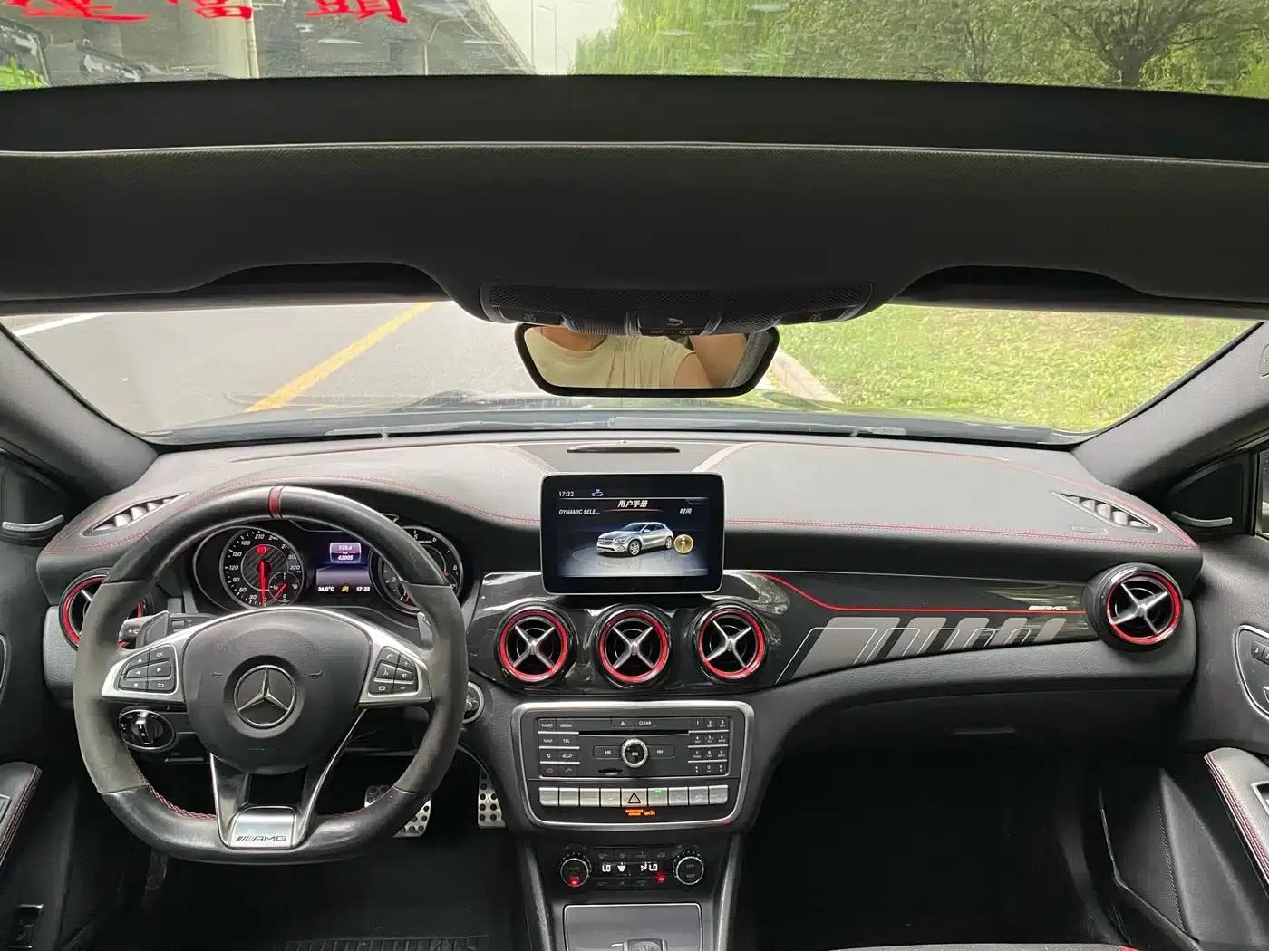 2017 Mercedes-Benz GLA AMG 45 4MATIC — миниатюра 6