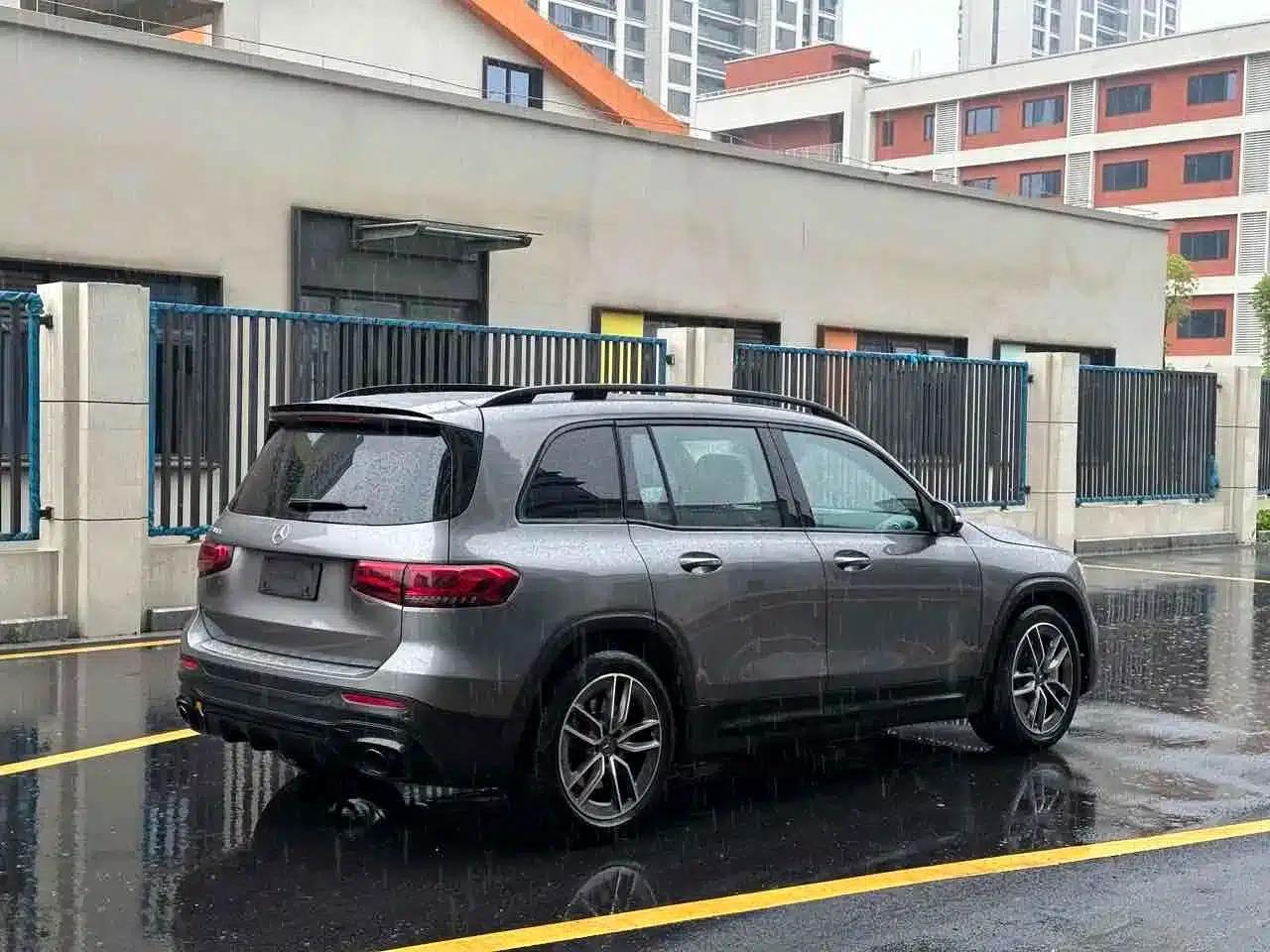 2021 Mercedes-Benz GLB AMG 35 4MATIC — миниатюра 4