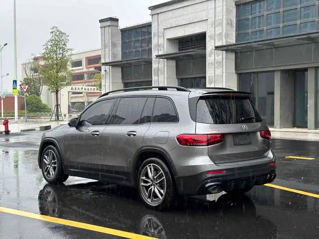 2021 Mercedes-Benz GLB AMG 35 4MATIC — миниатюра 5