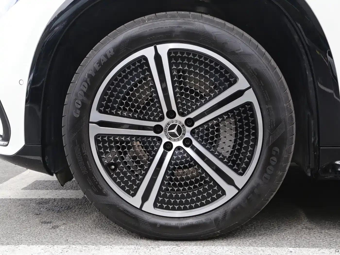 Mercedes-Benz EQS SUV 2023 Model 450+ — миниатюра 21