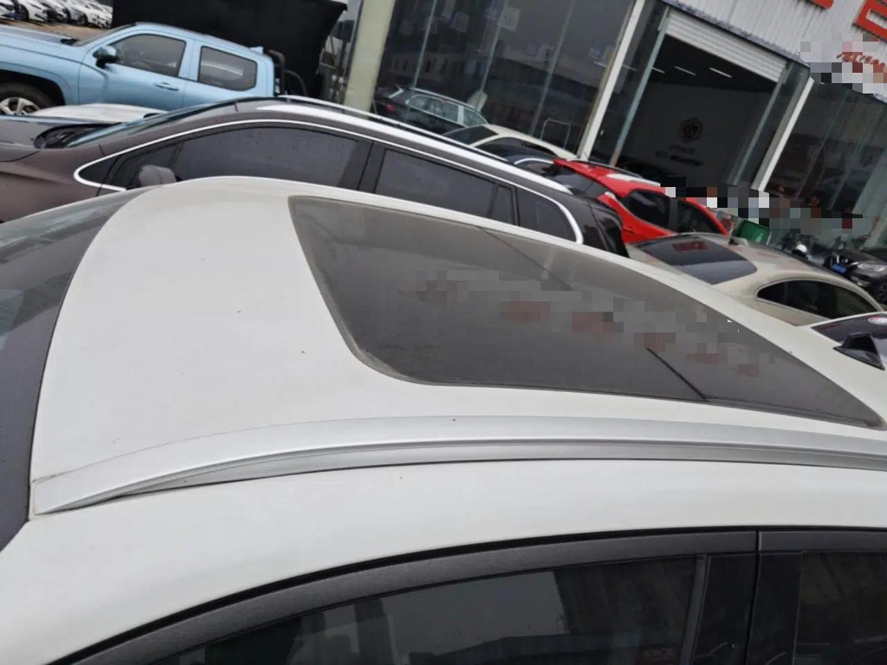 Lynk & Co 06 EM-P 2022 PHEV 84 km Range Pro Version — миниатюра 11