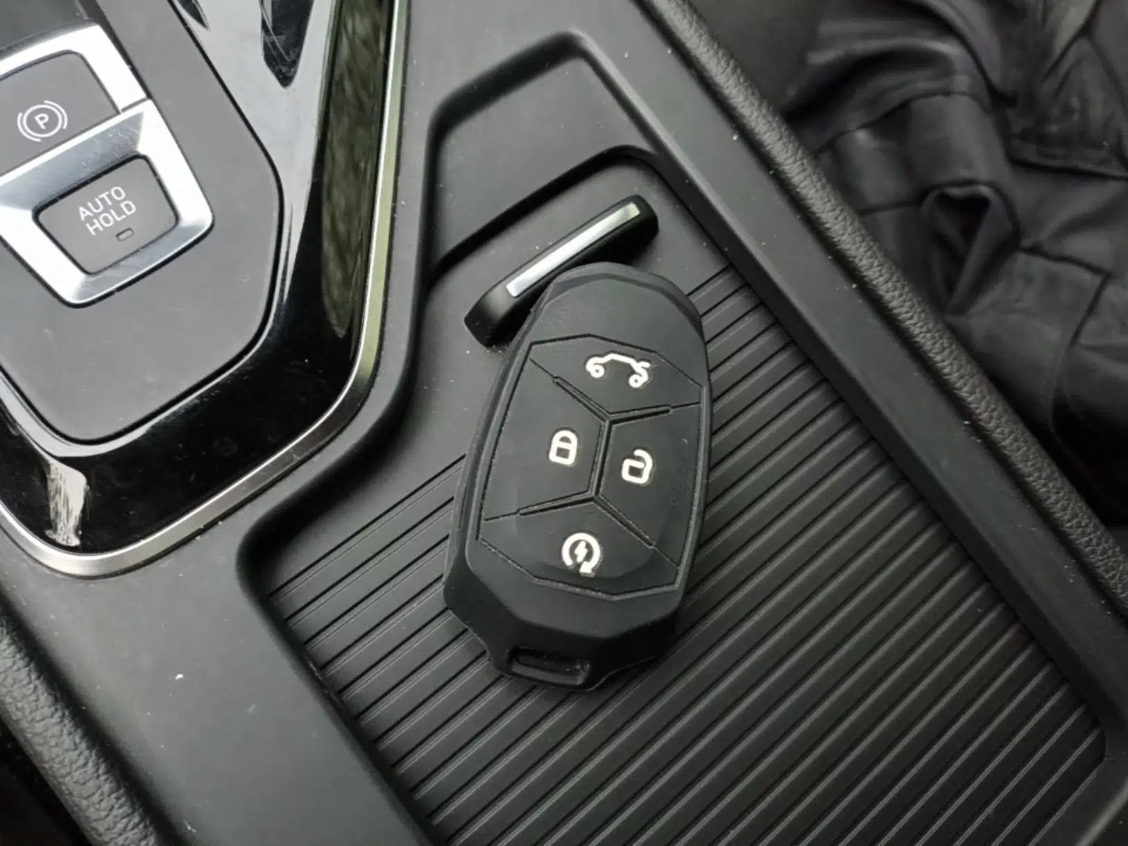 Lynk & Co 03 New Energy 2019 1.5T PHEV Pro — миниатюра 12
