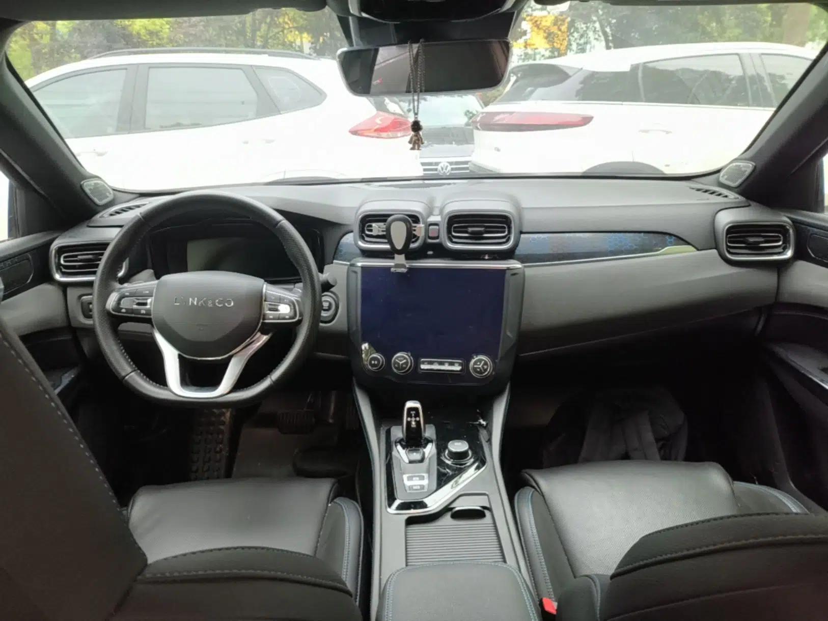 Lynk & Co 03 New Energy 2019 1.5T PHEV Pro — миниатюра 13