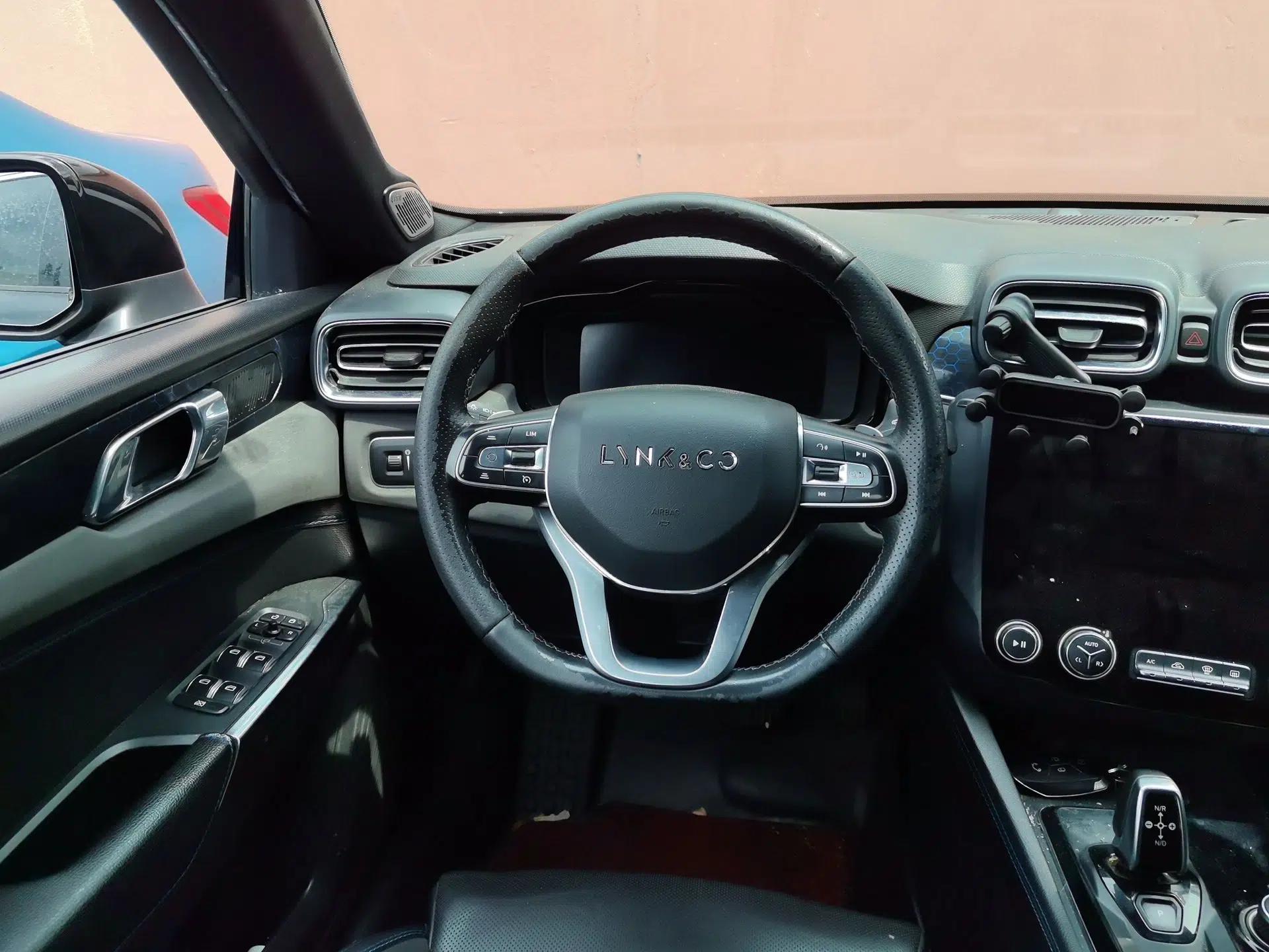 Lynk & Co 03 New Energy 2021 1.5T PHEV Pro — миниатюра 11