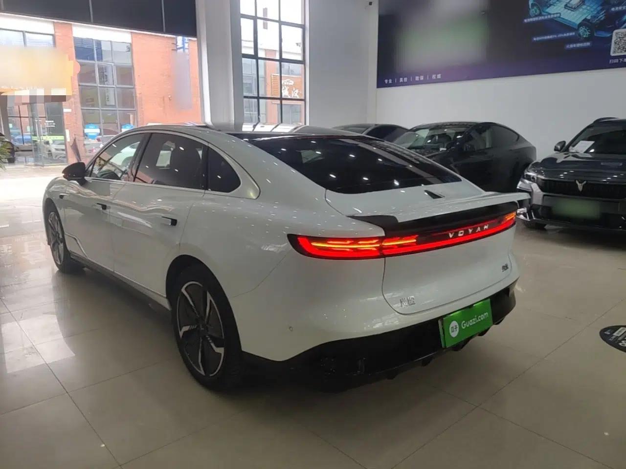 VOYAH PASSION 2023 Four-Wheel Drive Flagship Edition — миниатюра 4