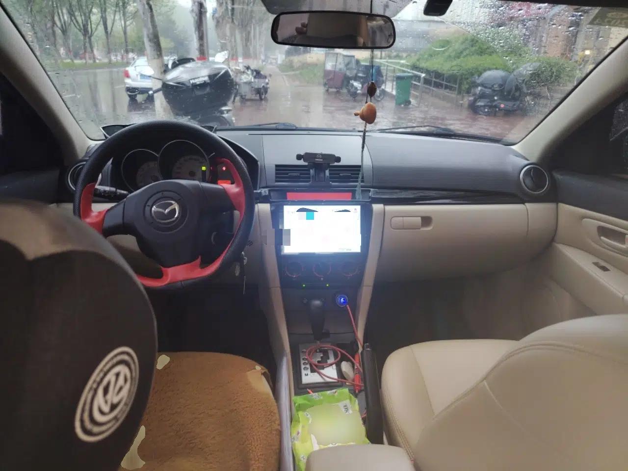Mazda 3 2012 1.6L Automatic Classic Special Offer — миниатюра 10