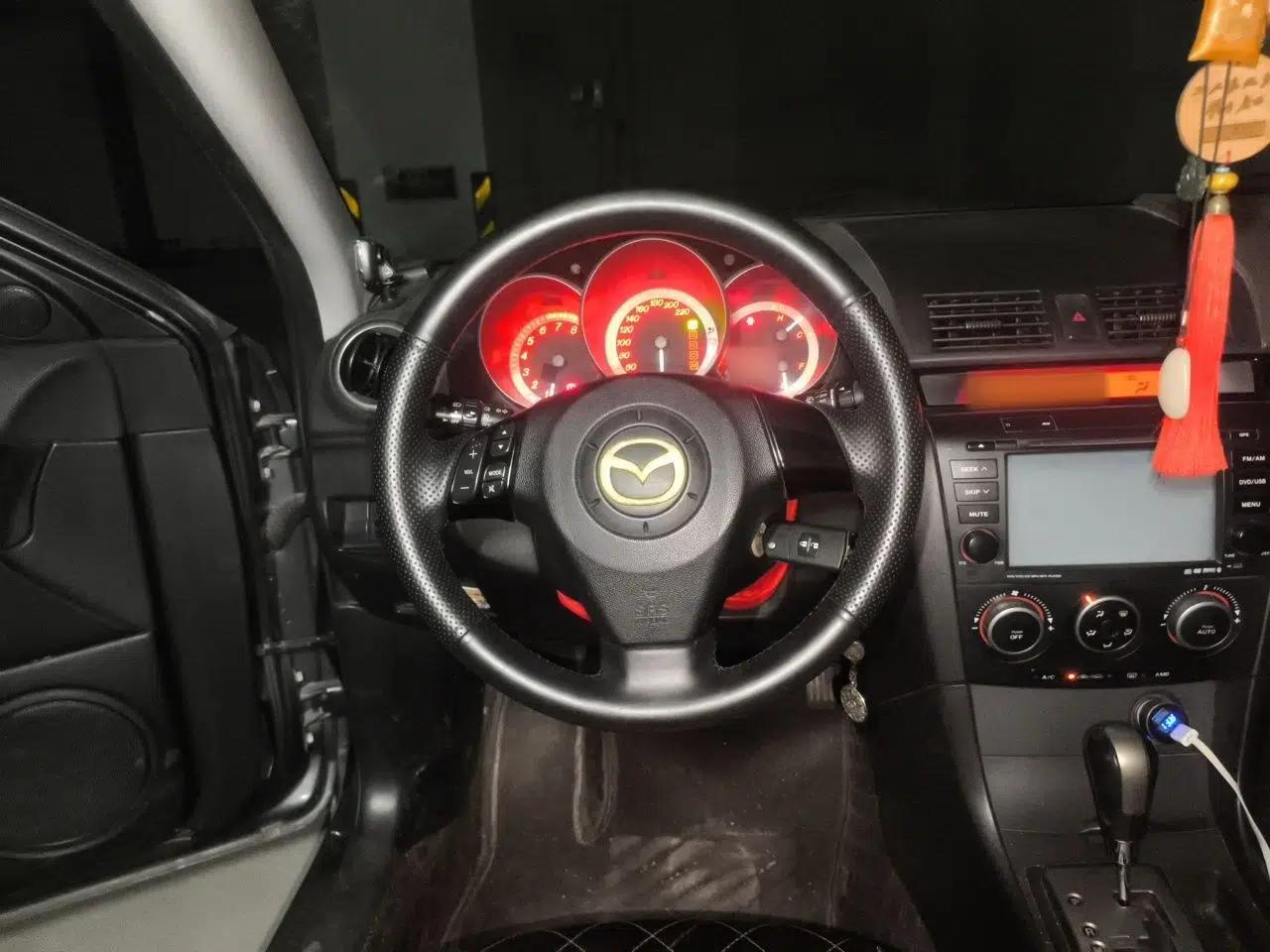 Mazda 3 2010 2.0L Automatic Classic Sports Edition — миниатюра 11