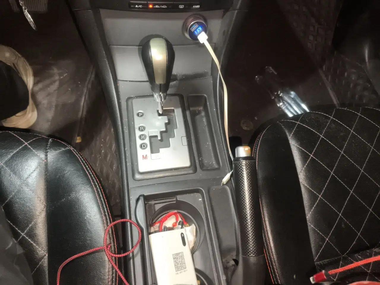 Mazda 3 2010 2.0L Automatic Classic Sports Edition — миниатюра 15