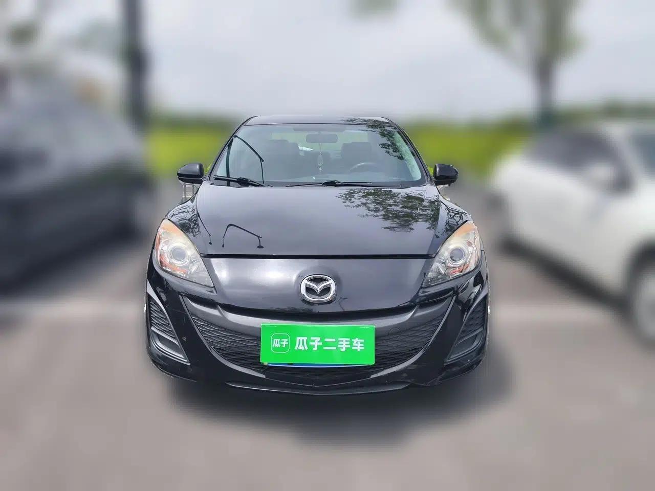 Mazda 3 2011 Sedan 1.6L Automatic Comfort Model — миниатюра 2