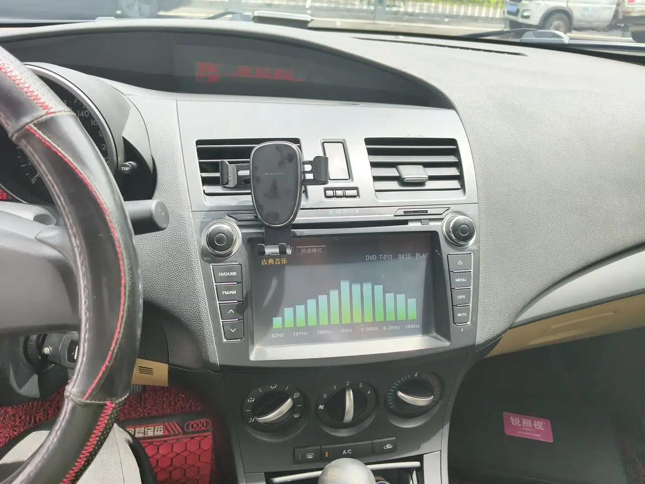 Mazda 3 2011 Sedan 1.6L Automatic Comfort Model — миниатюра 14
