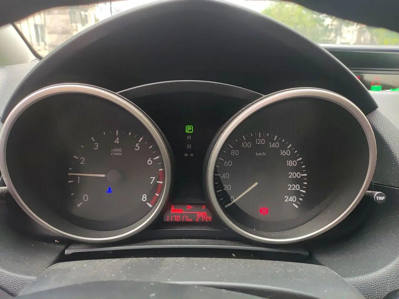 Mazda 5 2013 2.0L Automatic Comfort Edition — миниатюра 12