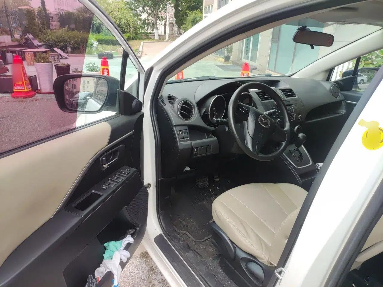 Mazda 5 2013 2.0L Automatic Comfort Edition — миниатюра 17