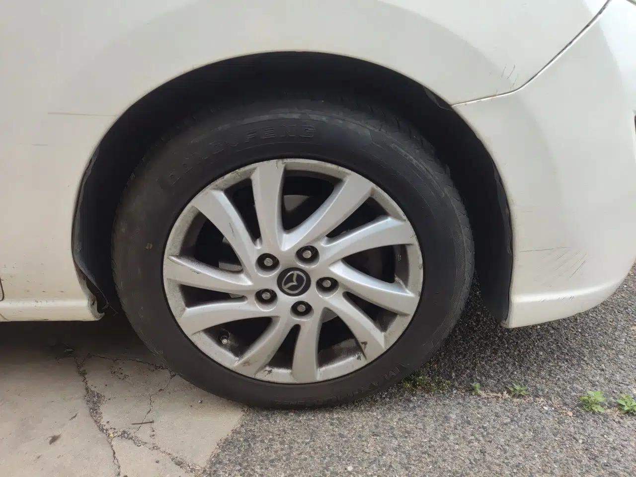 Mazda 5 2013 2.0L Automatic Comfort Edition — миниатюра 8