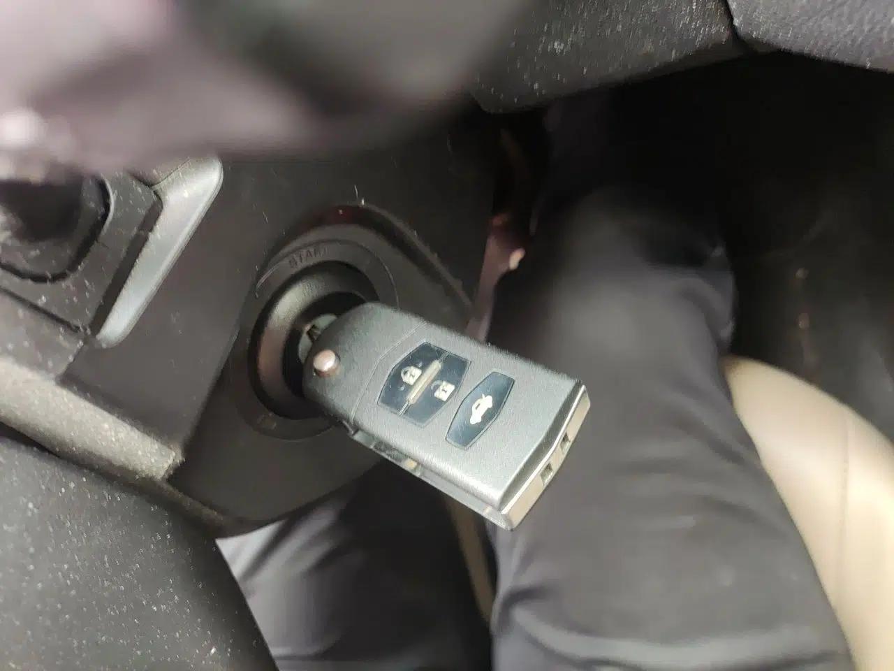 Mazda 5 2013 2.0L Automatic Comfort Edition — миниатюра 9