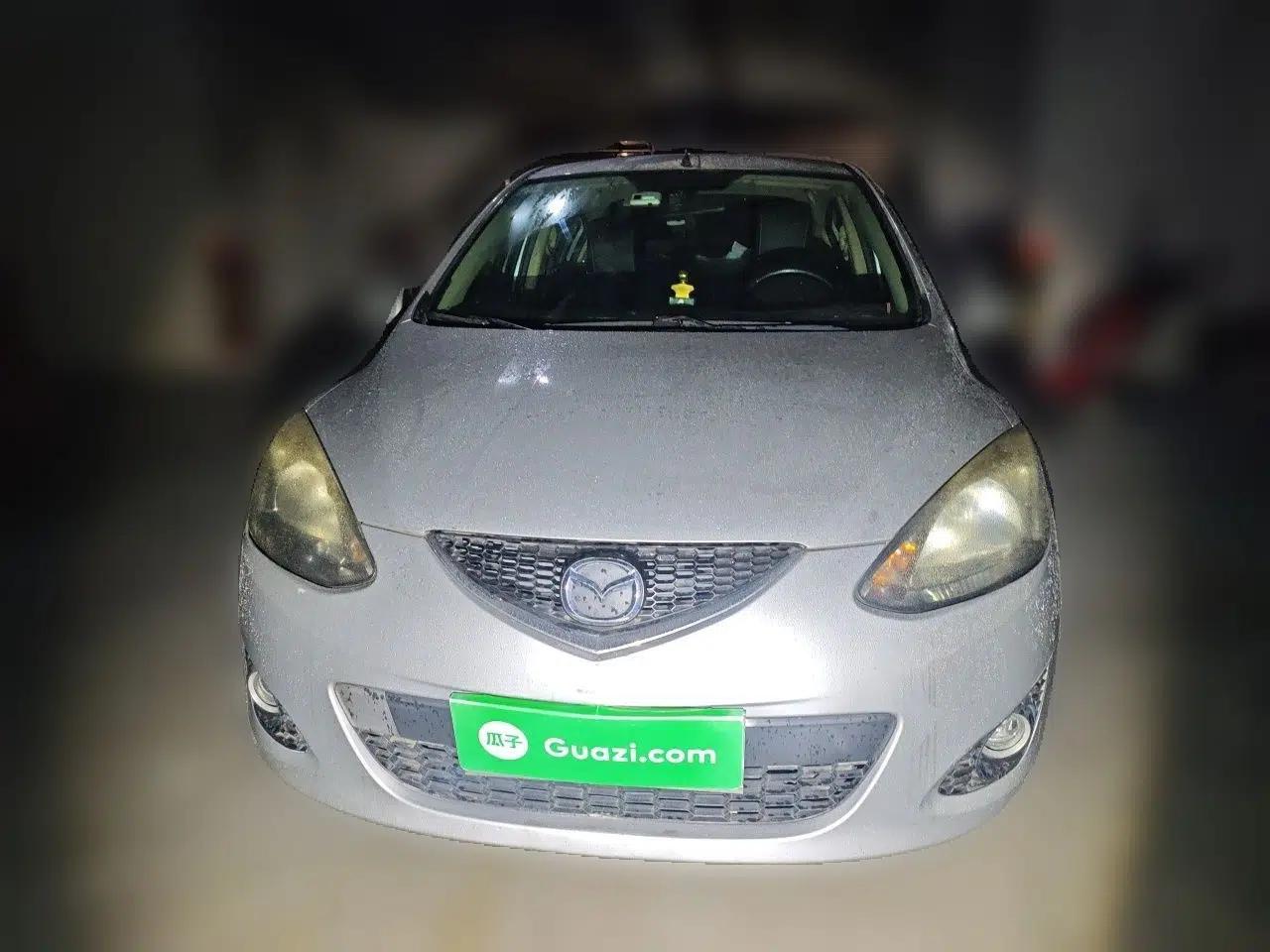 Mazda 2 2008 1.5L Manual Fashion Edition — миниатюра 2