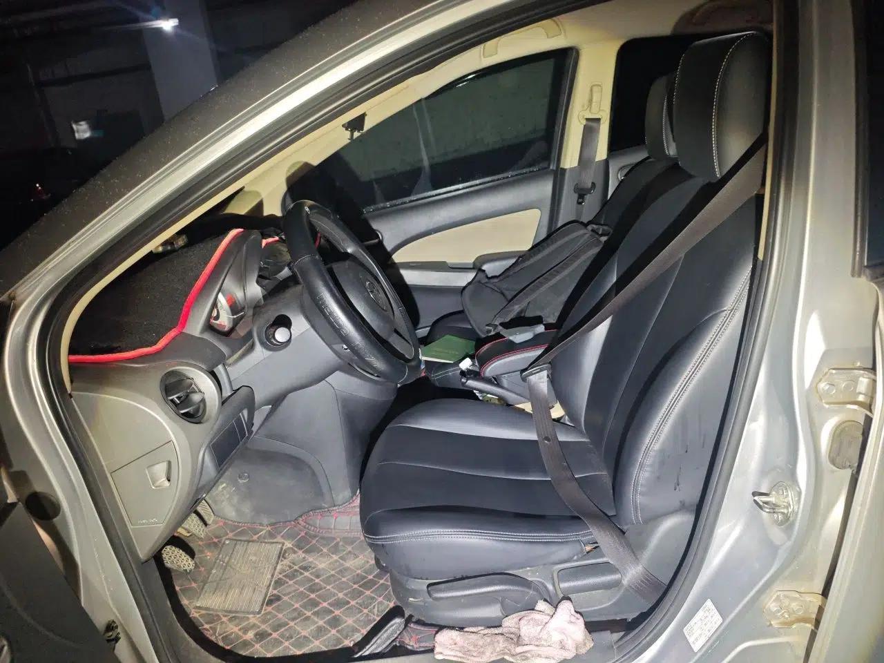 Mazda 2 2008 1.5L Manual Fashion Edition — миниатюра 16