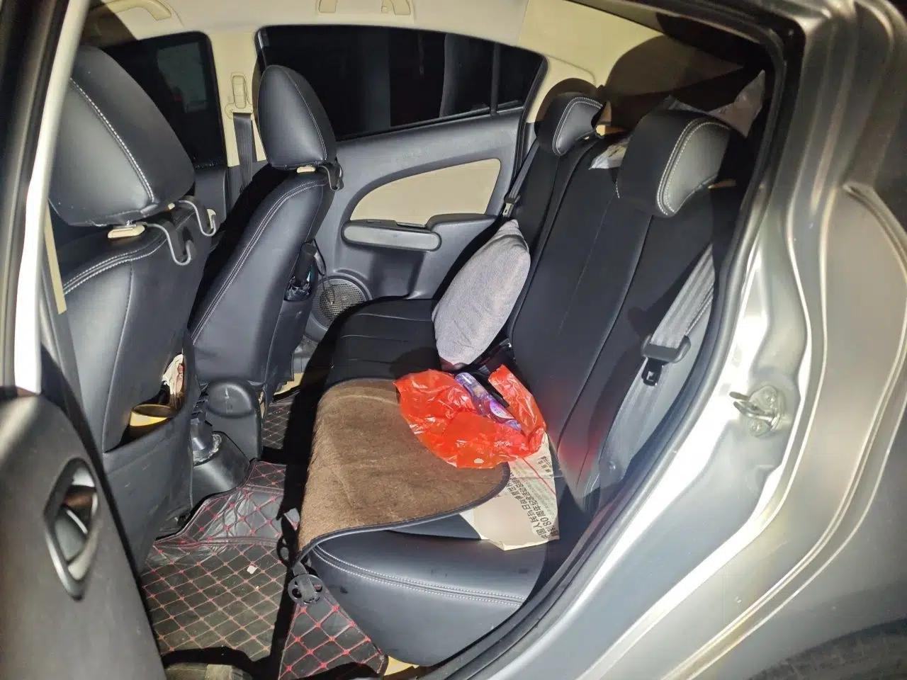 Mazda 2 2008 1.5L Manual Fashion Edition — миниатюра 18