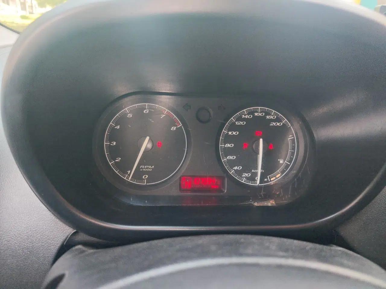 MG 3 2013 1.5L AMT Elite Edition — миниатюра 12