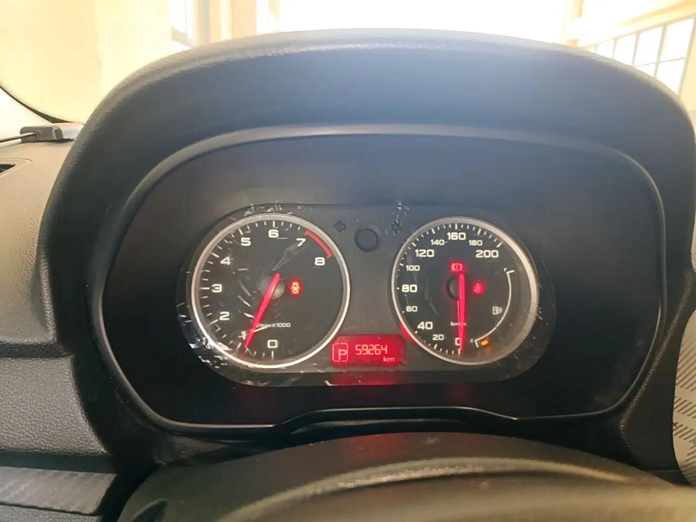 MG 3 2017 1.5L Automatic Smart Connect Luxury Edition — миниатюра 15