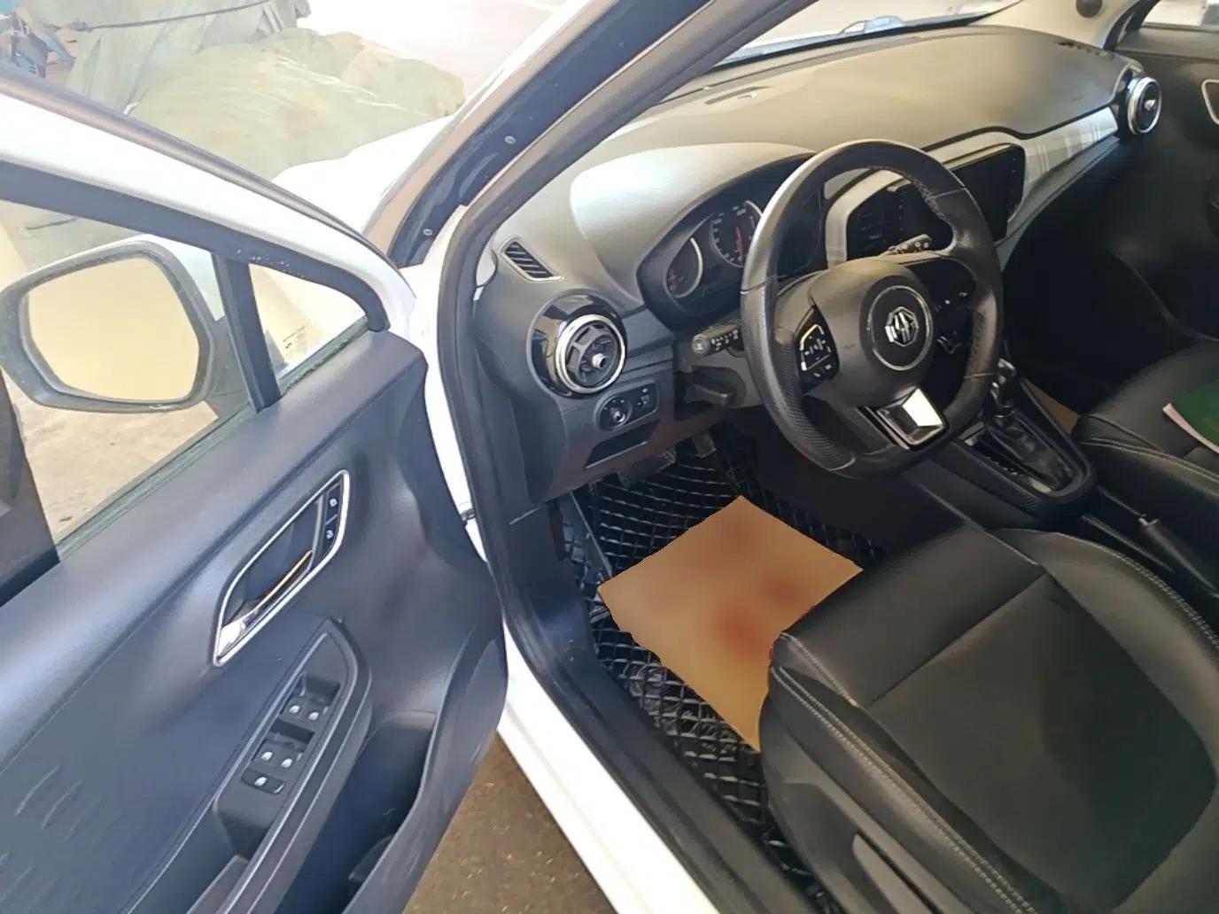 MG 3 2017 1.5L Automatic Smart Connect Luxury Edition — миниатюра 19