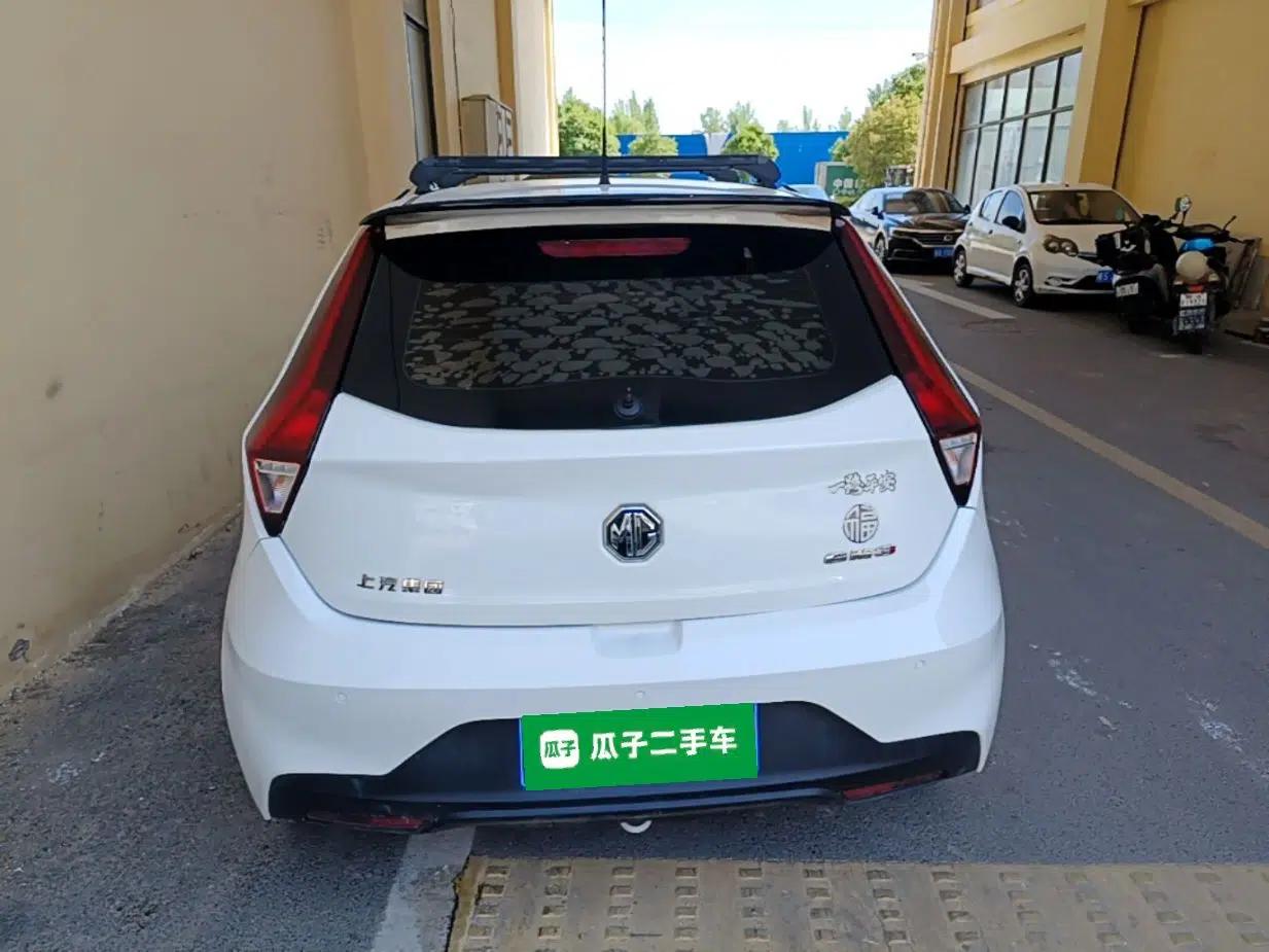 MG 3 2017 1.5L Automatic Smart Connect Luxury Edition — миниатюра 5