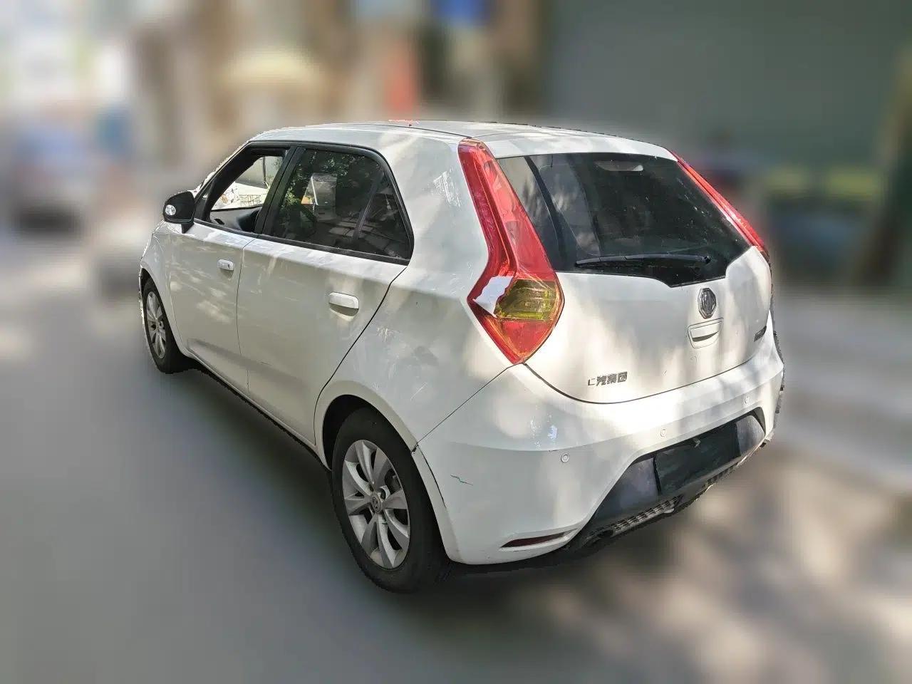 MG 3 2013 1.5L Manual Value Edition — миниатюра 4