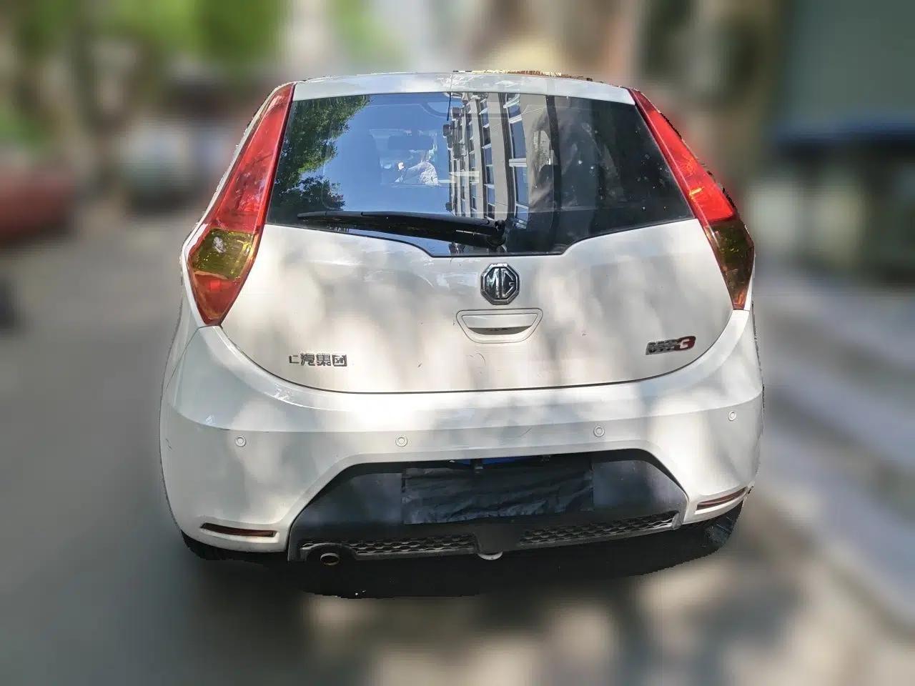 MG 3 2013 1.5L Manual Value Edition — миниатюра 5